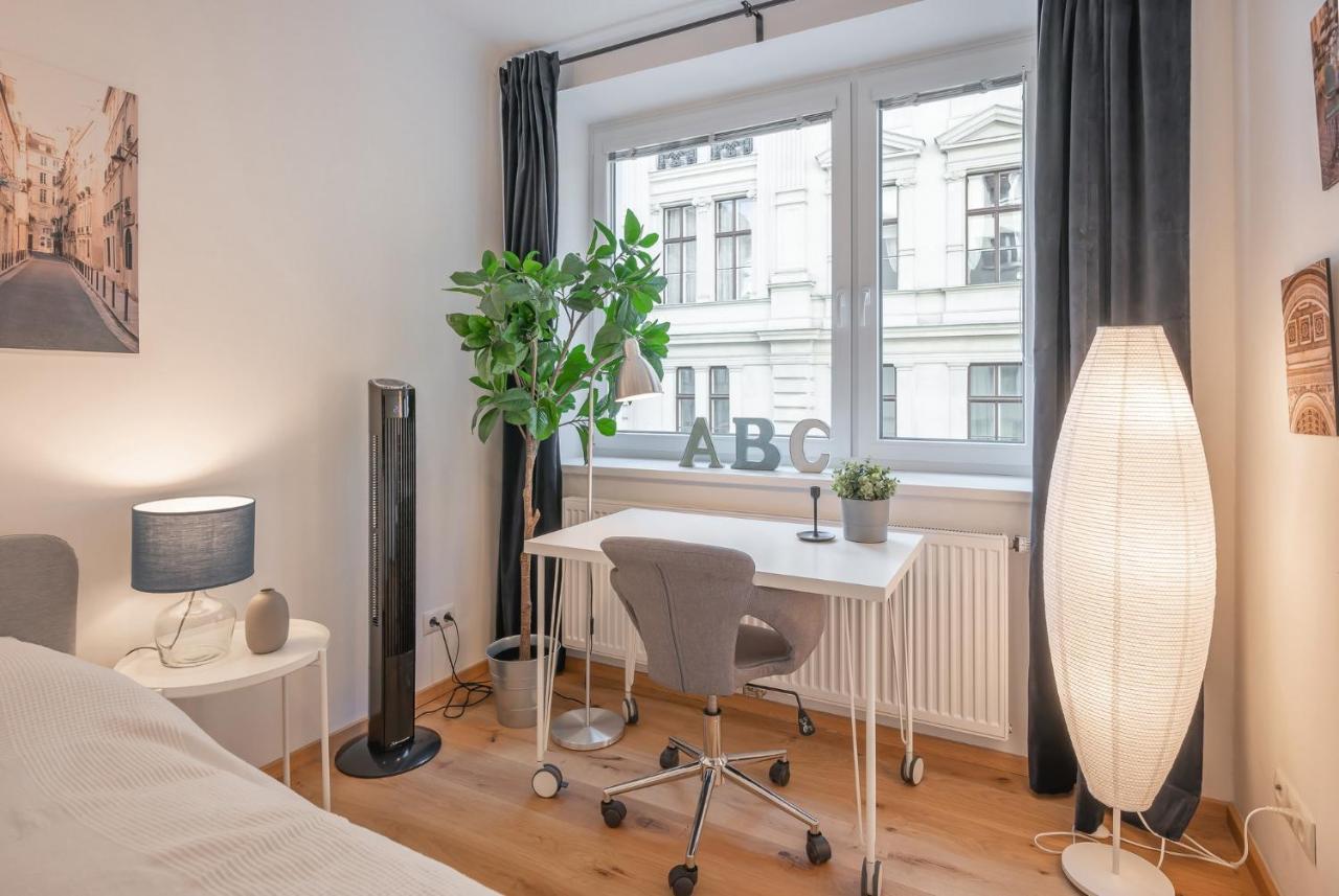 Modern City Center Apartment Bécs Kültér fotó